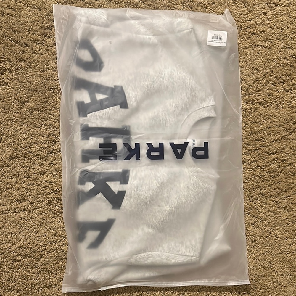 PARKE Sweatshirt with Bold Lettering